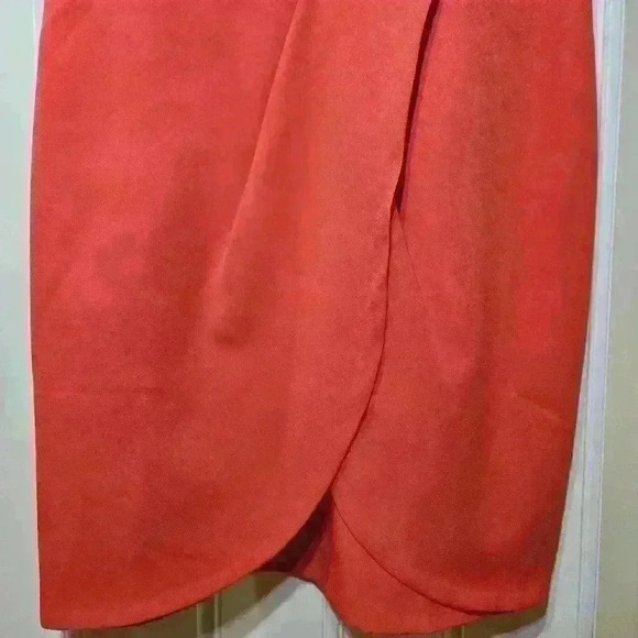 NWT BCBGMaxAzria Cocktail Dress - Picture 5 of 9